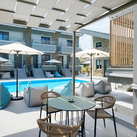 Aerino Luxury Ξενοδοχείο με διαμερίσματα 4*